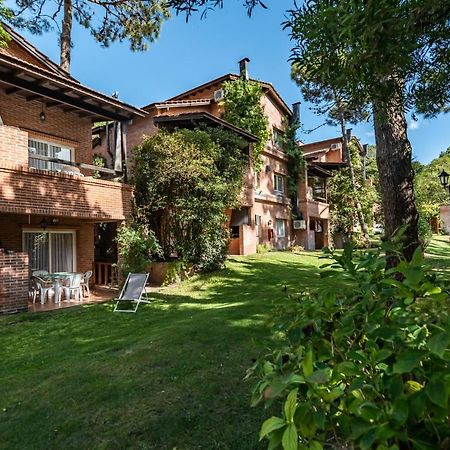 Villa Cabanas Baden Baden Carilo Exterior foto