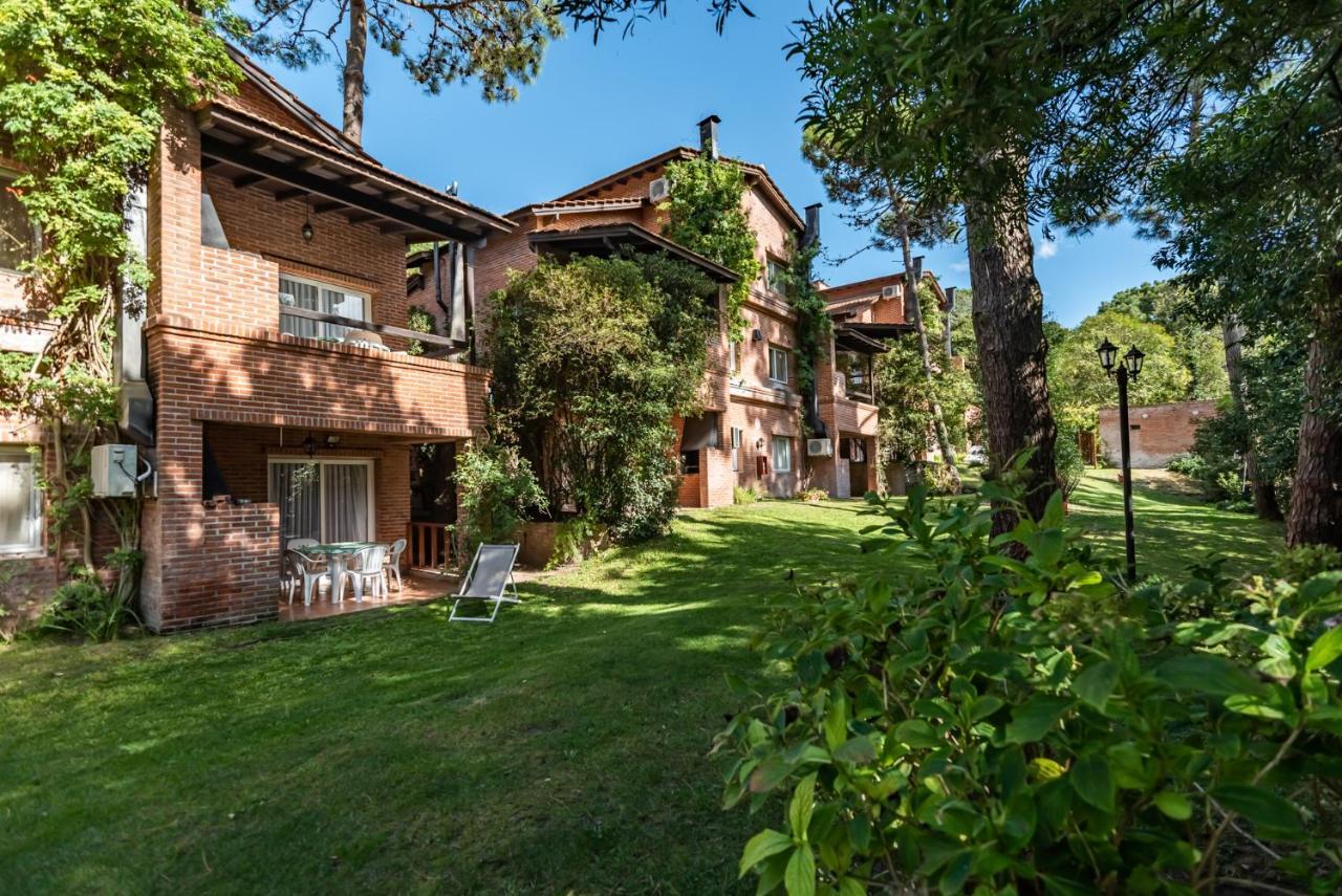 Villa Cabanas Baden Baden Carilo Exterior foto